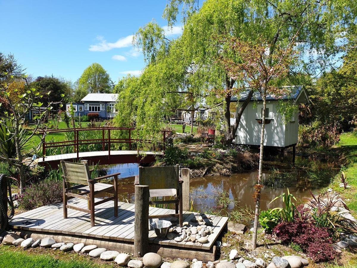 Cabins On Tudor Bed & Breakfast Motueka Exterior photo